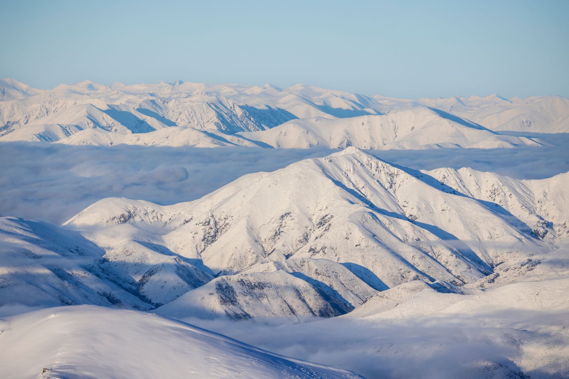 Mt Hutt, Canterbury. Photo by Graeme Murray.